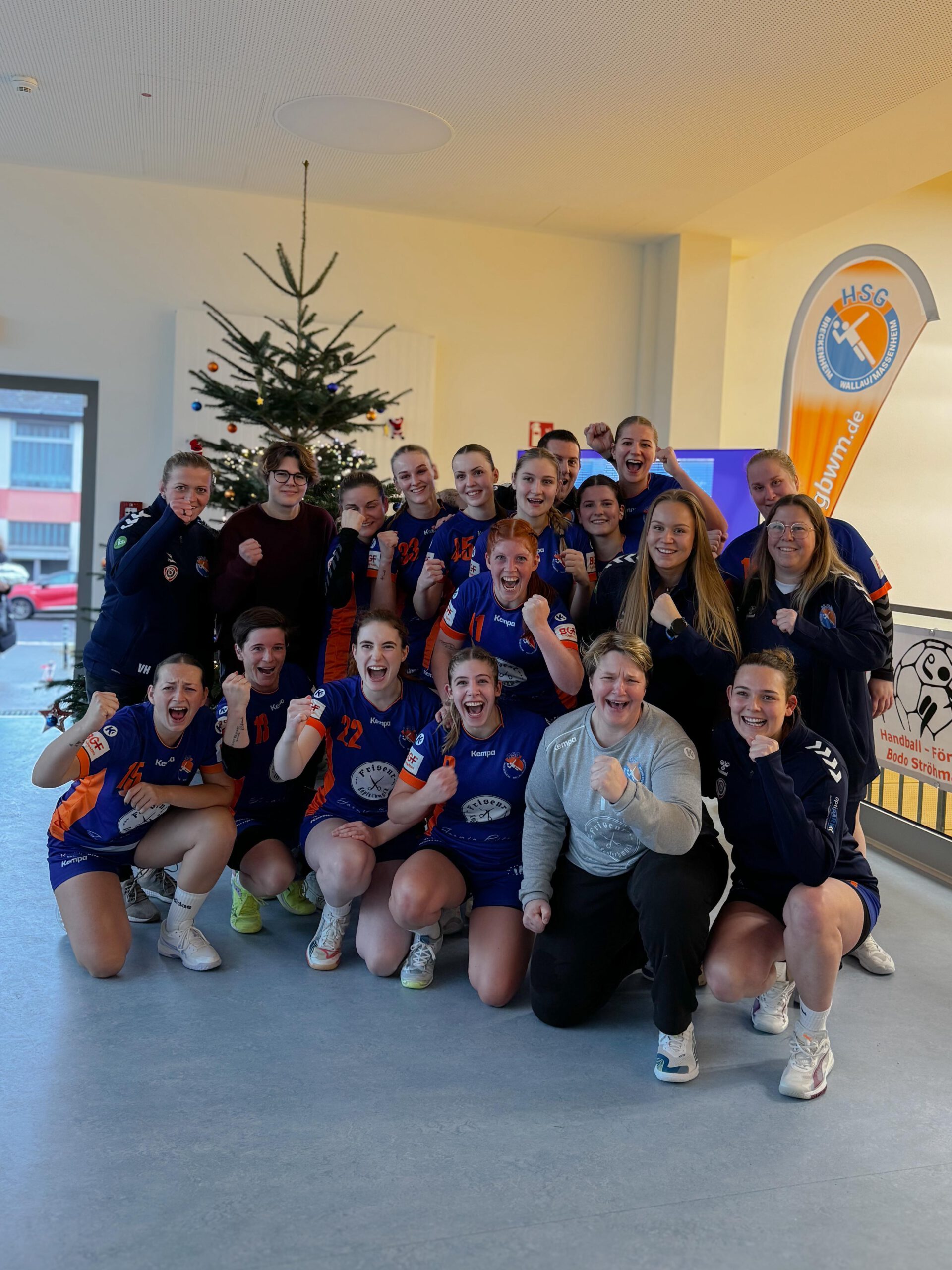 Mehr über den Artikel erfahren Derbysieg der Ländches-Damen