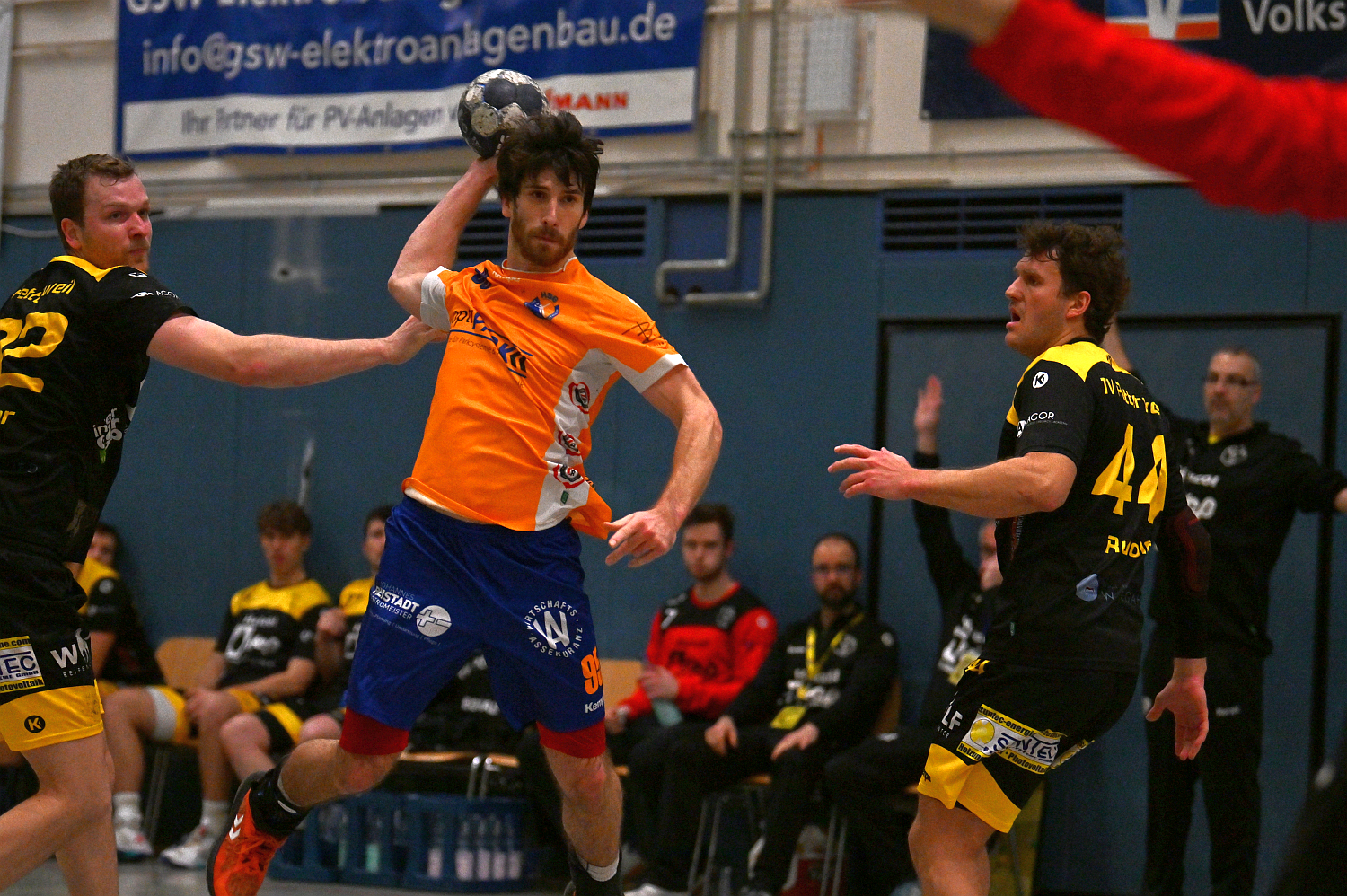 Du betrachtest gerade Yannick Sinnecker: „Ich bin ein sehr kreativer Kopf.“